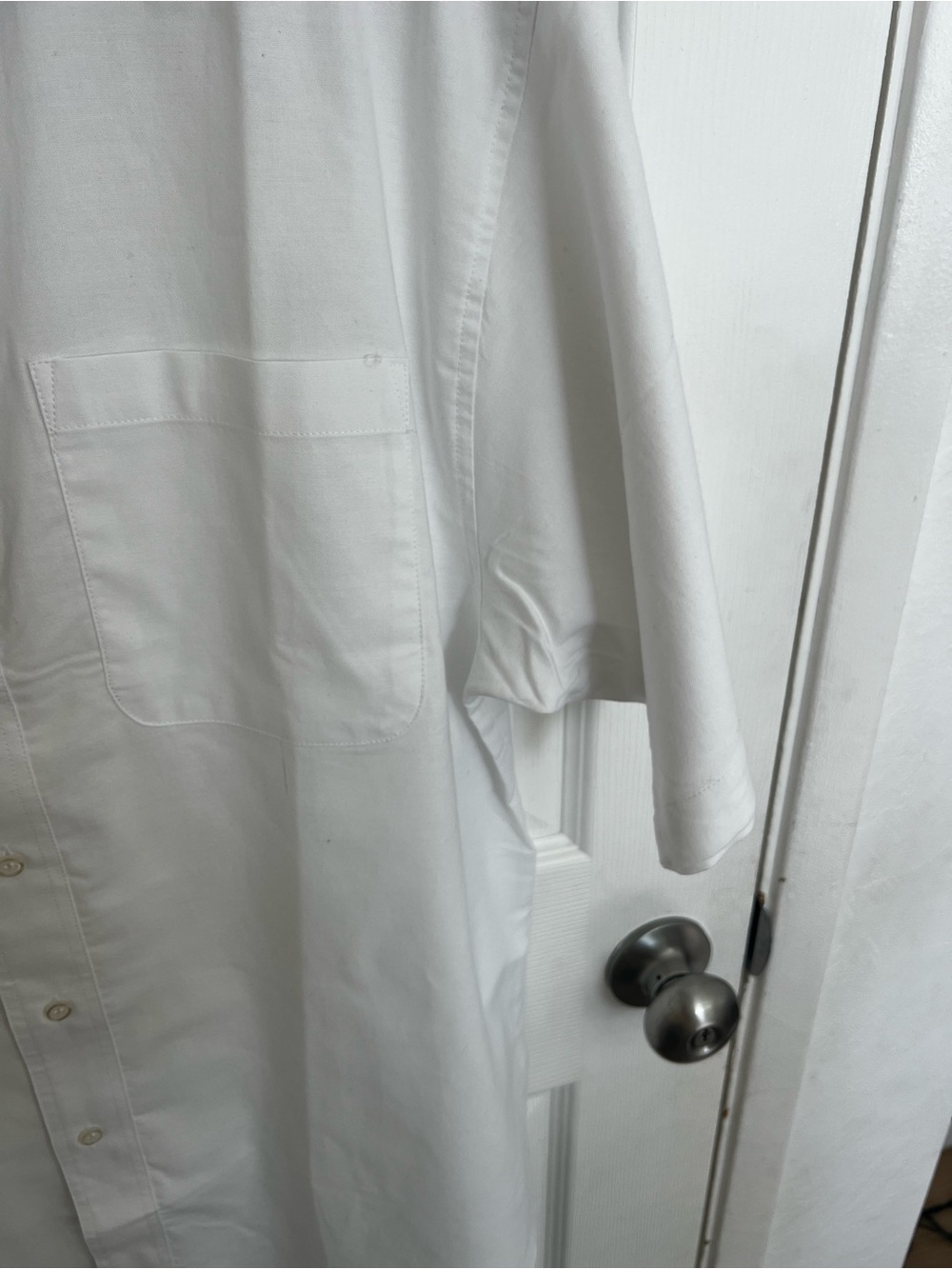 Classic White Short-Sleeve Dress Shirt - Picture 6 of 11